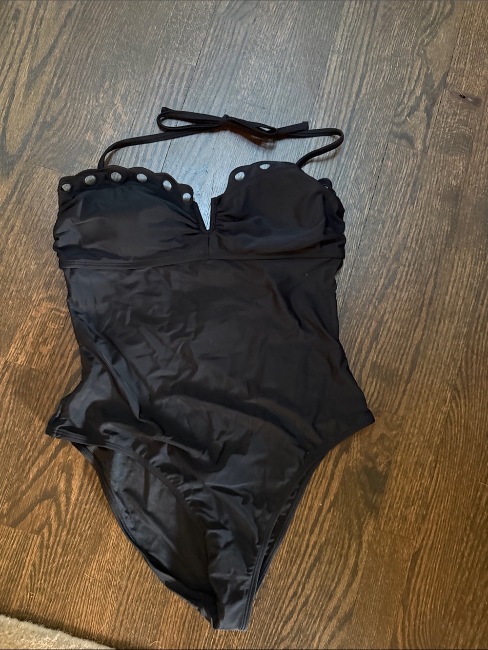 Cupshe Black Scalloped One-Piece Swimsuit
